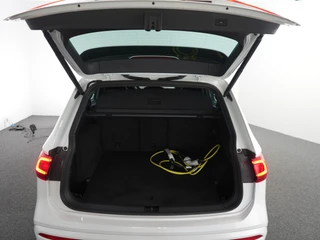 SEAT Tarraco 1.4 TSI e-Hybrid PHEV FR | 245 PK | Pano | Zwenkhaak | 360 | ACC / 30