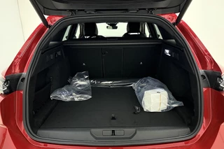 Peugeot e-308 SW GT 54 kWh / 14