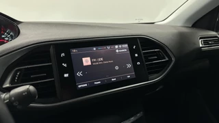 Peugeot 308 SW 1.2 PureTech Blue Lease CARPLAY NAVI CRUISE ECC. / 33