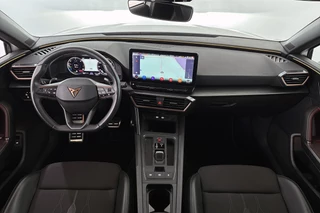 CUPRA Leon Sportstourer 1.4 e-Hybrid VZ 245 PK Achteruitrijcamera Apple CarPlay Stoel-Stuurverwarming / 8