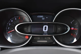 Renault Clio 0.9 TCE LIMITED CARPLAY / DEALER ONDERHOUDEN / 22