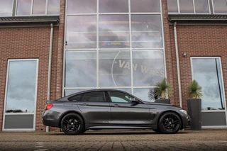 BMW 4-serie Gran Coupé 420i High Executive M Sport | Innovation pakket | Head-up display | LED adaptief | HiFi audio | Keyless entry | Shadow Line | Grootlichtassistent | Stoelverwarming / 8