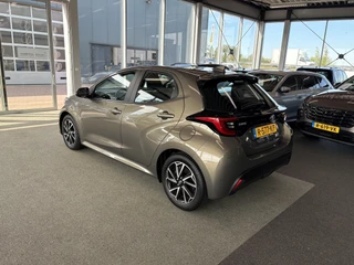 Toyota Yaris 1 .5 Hybrid Dynamic 5-drs. CAMERA/KEYLESS/NAVI/CARPLAY/16INCH / 19