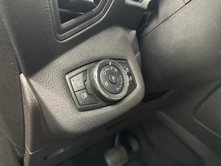 Ford C-MAX 2.0 Plug-in Hybrid Titanium Plus TREKHAAK CAMERA NAVI ECC CRUISE LM. / 22