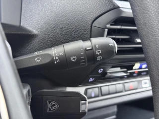 Peugeot e-Expert Long 75 kWh L3 9pl | SOH 95% | CAMERA | NAVIGATIE | BTW VERREKENBAAR | LED | CLIMA | FABRIEKSGARANTIE TOT 11-2027 | ALL-IN PRIJS / 27