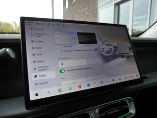 Leapmotor B10 Design ProMax 67.1 kWh | Navigatie | Rondom camera | 18inch Velgen | Elektrisch bedienbare achterklep | Panoramdak | Op bestelling leverbaar / 48