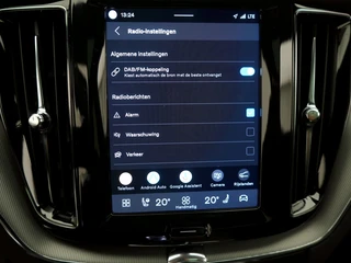 Volvo XC60 2.0 T6 AWD+ Black Edition Leder | Pano | 360 cam | Lighting Pack / 40