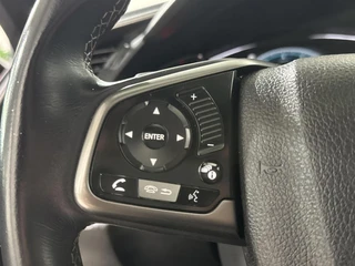 Honda Civic 1.0 i-VTEC Executive|PANO|KEYLESS|LANE ASSIST / 29