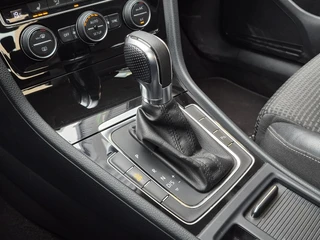 Volkswagen Golf 1.4 TSI Highline DSG|Cruise|PDC|Airco|APK / 11