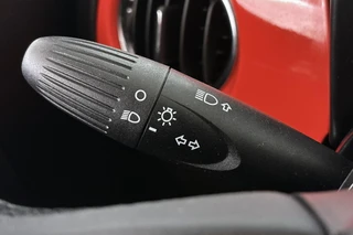 Fiat 500 1.0 Hybrid Navigatie Climate Control Apple CarPlay Cruise Control / 29