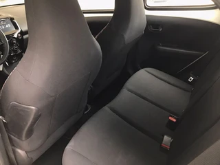 Citroën C1 1.0 VTi Shine Achteruitrijcamera | Navi | Airco / 19