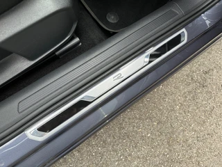 Volkswagen Polo 1.0 TSI DSG R-Line 110pk Adapt. Cruise | IQ light | 17 inch | Camera | Virtual | Carplay | Rijklaar incl. garantie / 9