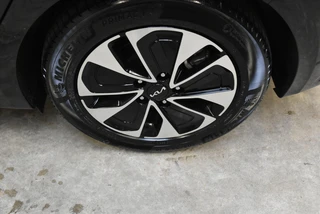 Kia Ceed 1.0 T-GDi 100pk Design Edition / 33