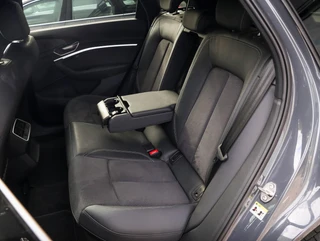 Audi Q8 e-tron 55 quattro S Edition 115 kWh 23 Inch | NL-auto | SoH 98% / 7