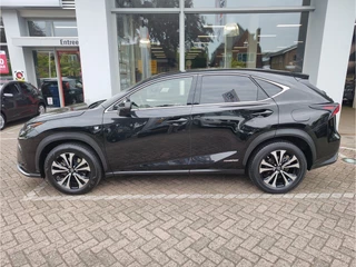 Lexus NX 300h AWD F SPORT LINE AUTOMAAT  360 Camera | Mark Levinson | Pano | Stoelventilatie / 2