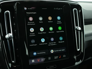 Volvo EX40 SINGLE MOTOR PLUS BLACK EDITION 70 KWH 100% SOH  | Trekhaak | Harman Kardon | Warmtepomp / 48