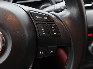 Mazda CX-3 2.0 SkyActiv-G 120 GT-M Automaat | Adaptive Cruise | Stoelverwarming | Head UP | Trekhaak | Camera | Bluetooth | 18 Inch | 91.327 Km !! / 22