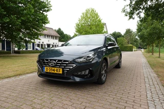 Hyundai i30 Wagon 1.0 T-GDi MHEV Comfort  | Camera | Keyless | DAB | / 2