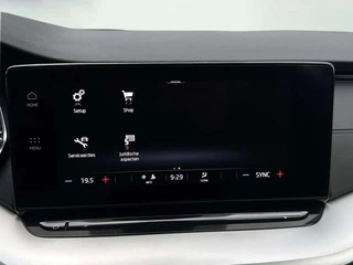 Škoda Octavia Combi 1.0 e-TSI Sport Business / 36