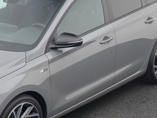 Hyundai i30 Wagon 1.5 T-GDi MHEV N Line Automaat Nardo Grey | Pano | Stoelverwarming / 52