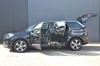 Peugeot 5008 1.2 130 PK Turbo Automaat * Camera * 18'' * 7-Zits * / 6