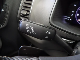 Škoda Karoq 1.5 TSI ACT Greentech 150pk DSG-7 Sportline Business / 32