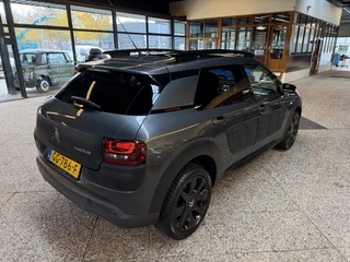 Citroën C4 Cactus 1.2 PureTech Shine / 6