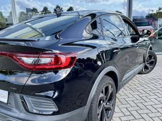 Renault Arkana 1.6 E-Tech Full Hybrid 145 E-Tech Engineered | Stoel+Stuurverwarming | (IACC) Intelligent Adaptive Cruise Control | Dodehoek | Draadloze Telefoonlader | Easy Park Assist | Navigatie | Climate Control | Reservewiel | Apple CarPlay/Androi / 38