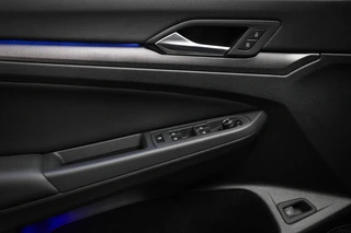 Volkswagen Golf 1.5 eHybrid GTE | LEDER | PANORAMADAK | HEAD UP | STOELVENTILATIE | STUURVERWARMING | TREKHAAK | 18" / 32