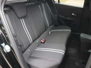 Opel Corsa 1.2 Turbo Hybrid GS / Tech & Infotainment Pack / 38