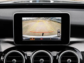Mercedes-Benz C-klasse Estate 180 Premium | LED | Trekhaak | Camera | Apple CarPlay/Android Auto | Stoelverwarming | Dodehoekdetectie | Dealeronderhouden / 31