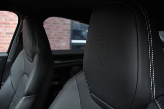 Porsche Cayenne Coupé 4.0 Turbo E-Hybrid GT  Burmester PDCC Carbon HUD ACC 360 / 69