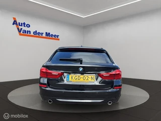 BMW 5-serie Touring 530i xDrive / Panoramadak / M-sport / 15