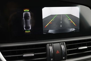 Alfa Romeo Giulia 2.0 Super 200PK Leder l Carplay l Camera l Winterpakket | Memory / 16