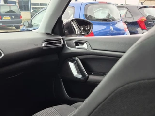 Peugeot 308 SW 1.2 PureTech Blue Lease Premium|Automaat|NAP / 28