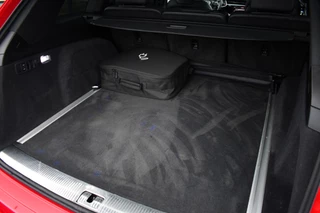 Audi Q7 55 TFSI e quattro S-Line  Rijklaar! Pano 22inch Contourzetels Luchtv / 38
