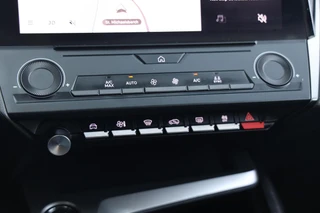 Peugeot 308 SW 1.2 PureTech Active Pack Business|Trekhaak|Carplay|Clima|Cruise|Navi / 24
