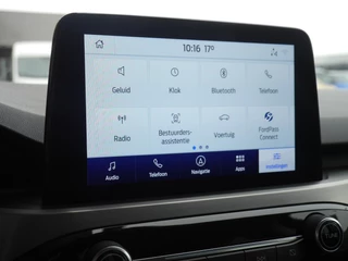 Ford Kuga 2.0 TDCi 150pk Titanium | Diesel | Trekhaak 1900kg | Navigatie | Climate control | Achteruitrijcamera | Cruise control | Keyless | Lichtmetalen velgen / 28