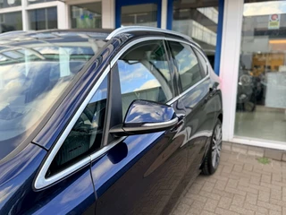 BMW 2 Serie Active Tourer 218i High Executive I Navigatie I Camera I Trekhaak I HUD I LED / 7