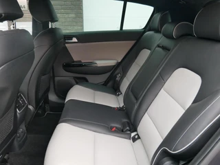 Kia Sportage 1.6 T-GDI 4WD GT-Line Pano| JBL| Camera| Leder / 24