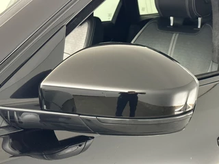 Jaguar F-PACE 2.0 P400e R-Dynamic HSE Black Pack Panoramadak | Massagestoelen + Ventilatie | Head-Up Display / 30