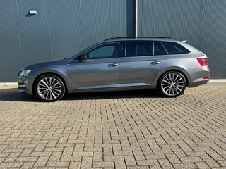 Skoda Superb Combi 1.5 TSI Sportline * Trekhaak * AUTOMAAT * Navigatiesysteem * Achterbank verwarmd * / 14