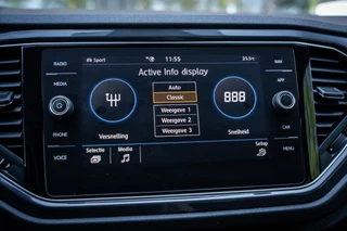 Volkswagen T-Roc 1.5 TSI Sport | Climate | Navi | Cruise | Camera | PDC / 24