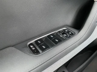 Polestar 2 Long Range Dual Motor 78 kWh  | 1e eigenaar | dealer onderh. | panoramadak | trekhaak | stoelverw. | BTW auto / 27