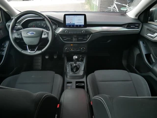 Ford Focus 1.5 EcoBoost Titanium Business NL Auto| Trekhaak| Dealer onderhouden / 8