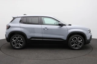 Jeep Avenger 1.2 e-Hybrid Summit / ACTIE / 30