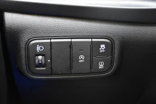 HYUNDAI I20 1.0 T-GDI 48V MHEV 100pk Comfort I Navi + Camera / 19