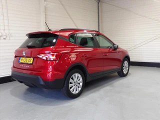 SEAT Arona 1.0 TSI 95pk Style Business Intense / 7
