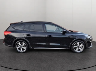 Ford Focus Wagon 125PK Active | Automaat | Winterpack | 17" Velgen | Apple Carplay/Android Auto | BTW auto / 5