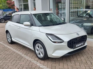 Suzuki Swift 1.2 SELECT SMART HYBRID  Direct Leverbaar | Tot 10 JAAR GARANTIE!  Inclusief € 2.400,- Voorraad Voordeel / 9